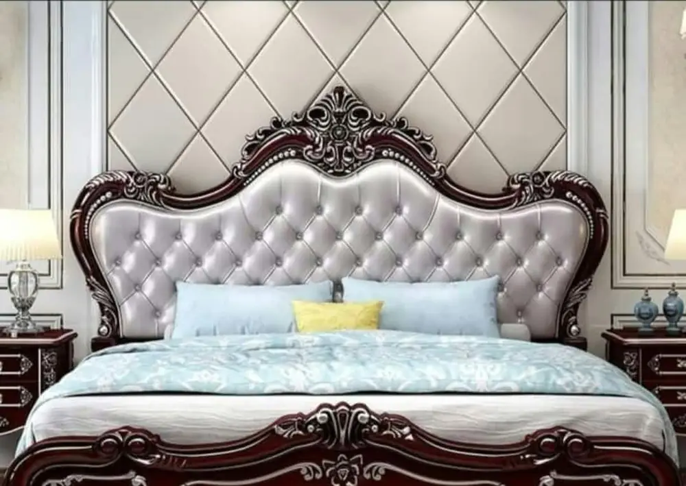 Maharaja Burgundy Lacquer Bed