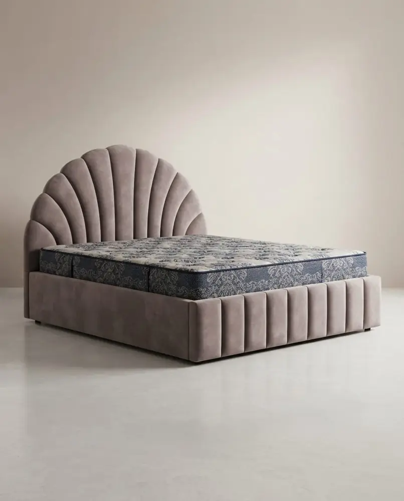 Seashell Velvet Bed